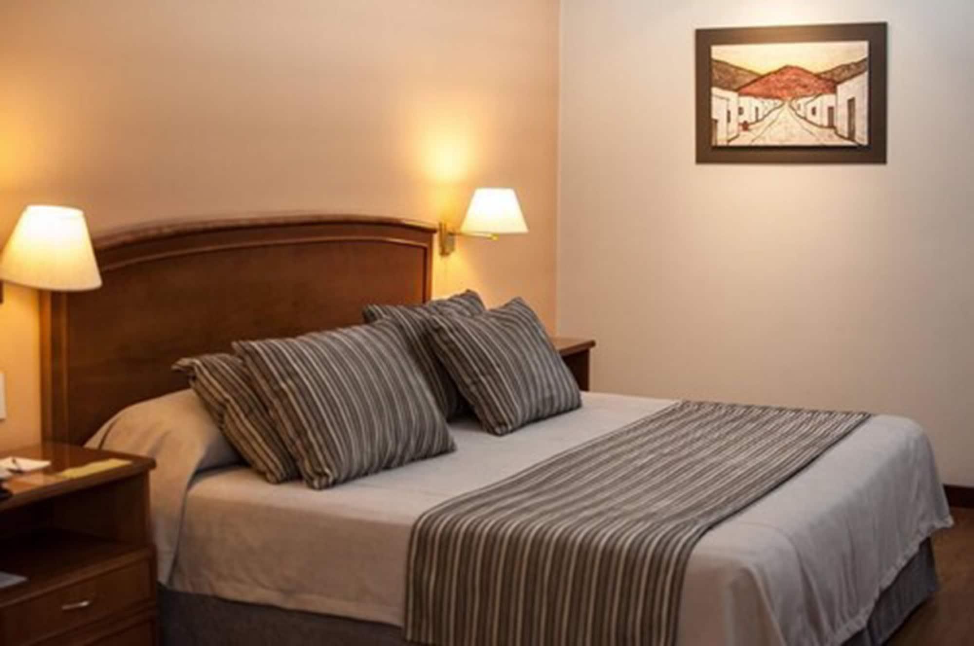 Casa Real Hotel Сальта Экстерьер фото