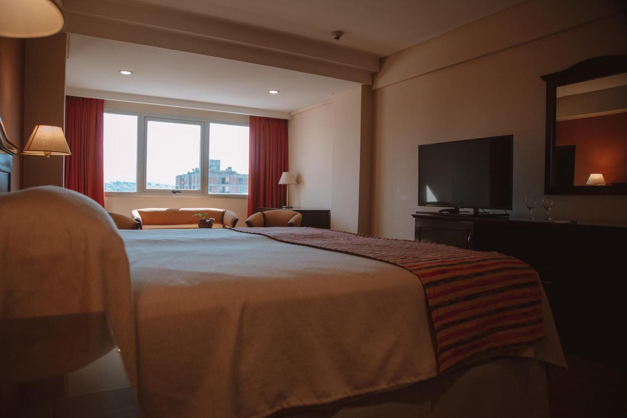 Casa Real Hotel Сальта Экстерьер фото